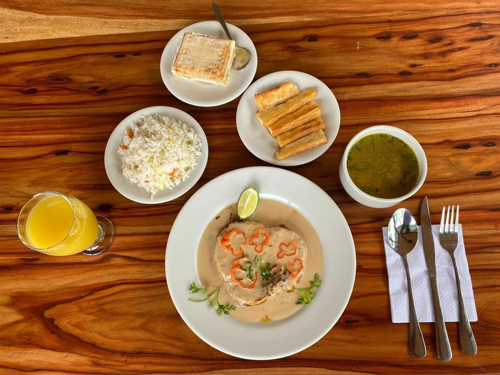 Amazon Acai Lodge Leticia Luaran gambar